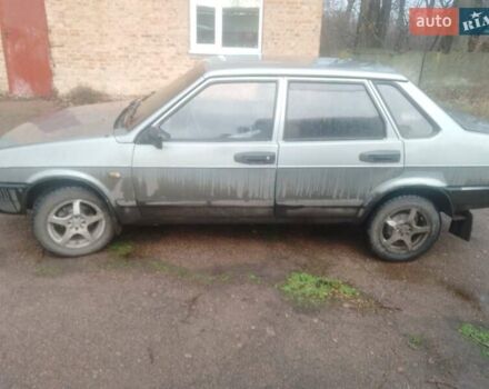 Серый ВАЗ 21099, объемом двигателя 1.29 л и пробегом 200 тыс. км за 1059 $, фото 1 на Automoto.ua