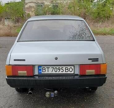 Серый ВАЗ 21099, объемом двигателя 1.5 л и пробегом 270 тыс. км за 1300 $, фото 3 на Automoto.ua