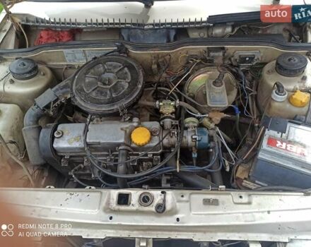 Серый ВАЗ 21099, объемом двигателя 1.5 л и пробегом 270 тыс. км за 800 $, фото 2 на Automoto.ua