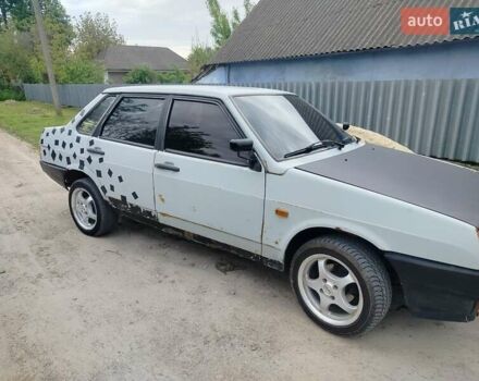 Серый ВАЗ 21099, объемом двигателя 1.6 л и пробегом 100 тыс. км за 672 $, фото 1 на Automoto.ua