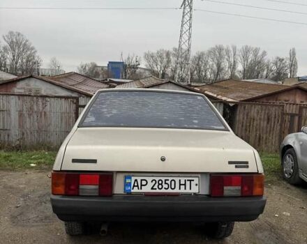 Серый ВАЗ 21099, объемом двигателя 1.5 л и пробегом 300 тыс. км за 800 $, фото 4 на Automoto.ua