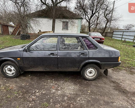 Серый ВАЗ 21099, объемом двигателя 1.6 л и пробегом 300 тыс. км за 1000 $, фото 1 на Automoto.ua