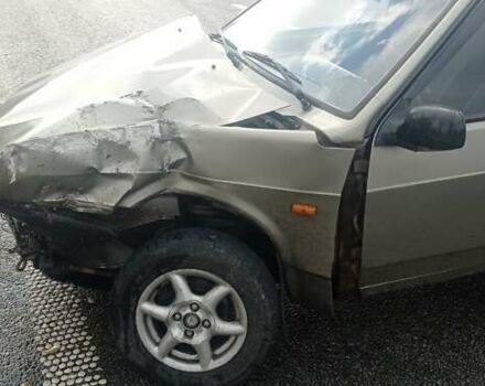 Серый ВАЗ 21099, объемом двигателя 1.5 л и пробегом 500 тыс. км за 844 $, фото 9 на Automoto.ua