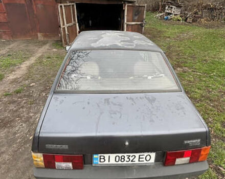 Серый ВАЗ 21099, объемом двигателя 1.6 л и пробегом 300 тыс. км за 1000 $, фото 2 на Automoto.ua