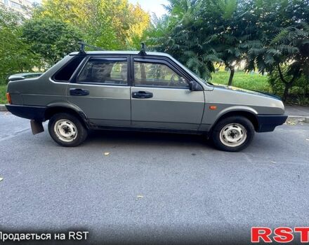 Сірий ВАЗ 21099, об'ємом двигуна 1.5 л та пробігом 253 тис. км за 1780 $, фото 1 на Automoto.ua