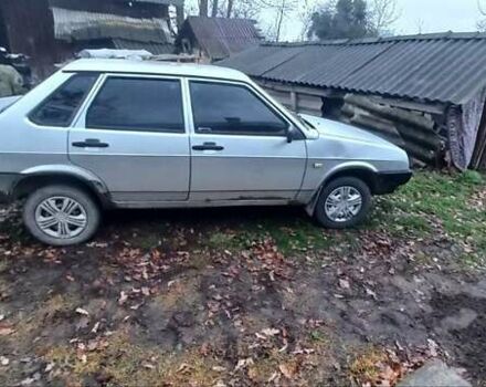 Серый ВАЗ 21099, объемом двигателя 1.46 л и пробегом 280 тыс. км за 800 $, фото 4 на Automoto.ua
