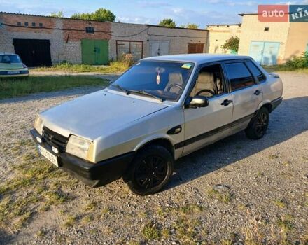Сірий ВАЗ 21099, об'ємом двигуна 1.6 л та пробігом 330 тис. км за 970 $, фото 4 на Automoto.ua