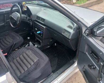 Серый ВАЗ 21099, объемом двигателя 1.5 л и пробегом 50 тыс. км за 2200 $, фото 3 на Automoto.ua