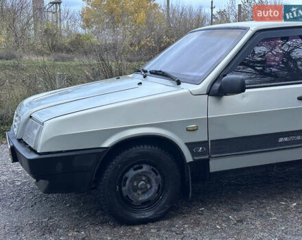 Серый ВАЗ 21099, объемом двигателя 1.5 л и пробегом 250 тыс. км за 800 $, фото 11 на Automoto.ua