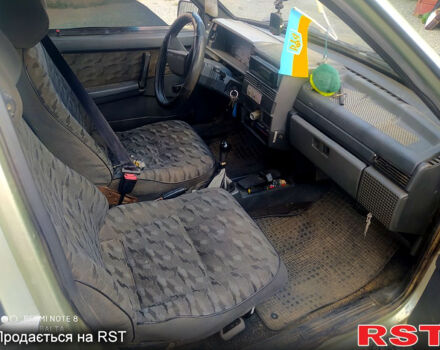 Серый ВАЗ 21099, объемом двигателя 1.5 л и пробегом 450 тыс. км за 1500 $, фото 3 на Automoto.ua