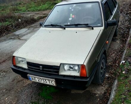 Серый ВАЗ 21099, объемом двигателя 1.5 л и пробегом 100 тыс. км за 1200 $, фото 1 на Automoto.ua