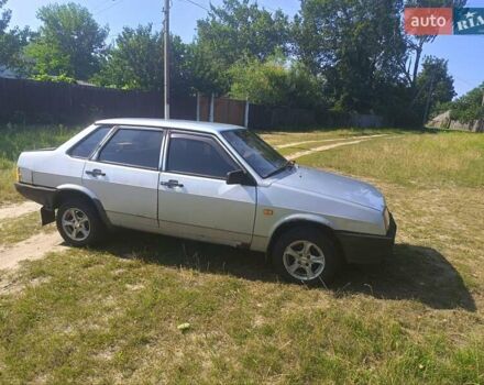 Серый ВАЗ 21099, объемом двигателя 1.5 л и пробегом 210 тыс. км за 1200 $, фото 4 на Automoto.ua