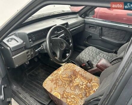 Сірий ВАЗ 21099, об'ємом двигуна 1.6 л та пробігом 402 тис. км за 1000 $, фото 3 на Automoto.ua