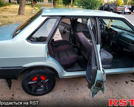 Серый ВАЗ 21099, объемом двигателя 1.5 л и пробегом 181 тыс. км за 1600 $, фото 1 на Automoto.ua