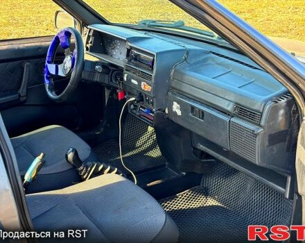 Серый ВАЗ 21099, объемом двигателя 1.5 л и пробегом 300 тыс. км за 2300 $, фото 1 на Automoto.ua