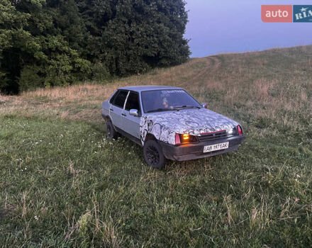 Серый ВАЗ 21099, объемом двигателя 1.5 л и пробегом 100 тыс. км за 1100 $, фото 5 на Automoto.ua