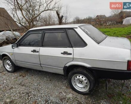 Серый ВАЗ 21099, объемом двигателя 1.5 л и пробегом 350 тыс. км за 1100 $, фото 1 на Automoto.ua