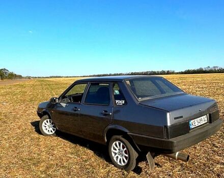 Серый ВАЗ 21099, объемом двигателя 1.5 л и пробегом 300 тыс. км за 2300 $, фото 5 на Automoto.ua