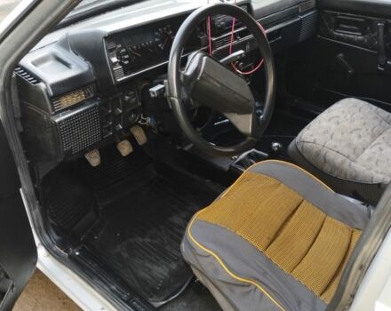 Сірий ВАЗ 21099, об'ємом двигуна 0 л та пробігом 111 тис. км за 1150 $, фото 4 на Automoto.ua