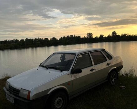 Серый ВАЗ 21099, объемом двигателя 1.5 л и пробегом 300 тыс. км за 1600 $, фото 1 на Automoto.ua