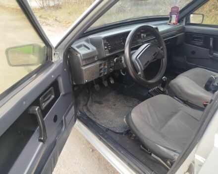 Сірий ВАЗ 21099, об'ємом двигуна 1.5 л та пробігом 250 тис. км за 950 $, фото 5 на Automoto.ua