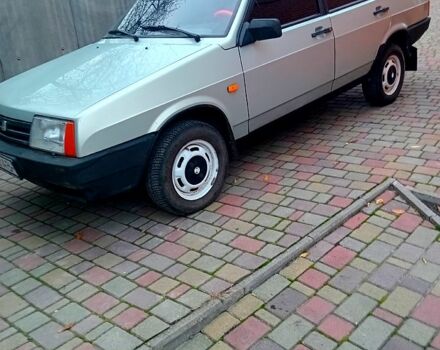 Серый ВАЗ 21099, объемом двигателя 1.5 л и пробегом 190 тыс. км за 1550 $, фото 4 на Automoto.ua