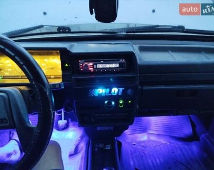 Серый ВАЗ 21099, объемом двигателя 1.5 л и пробегом 350 тыс. км за 1100 $, фото 4 на Automoto.ua