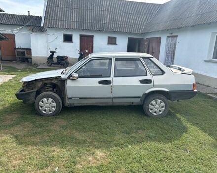 Сірий ВАЗ 21099, об'ємом двигуна 1.5 л та пробігом 200 тис. км за 800 $, фото 2 на Automoto.ua