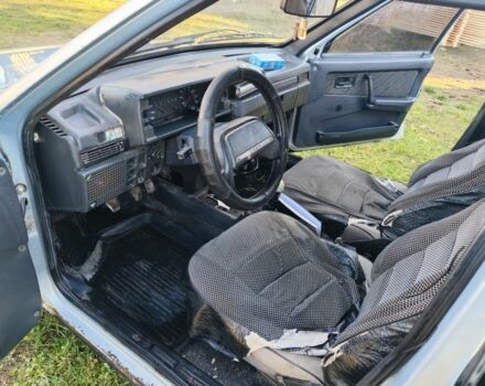 Серый ВАЗ 21099, объемом двигателя 1.5 л и пробегом 180 тыс. км за 900 $, фото 4 на Automoto.ua