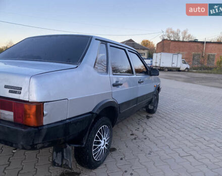 Серый ВАЗ 21099, объемом двигателя 1.5 л и пробегом 35 тыс. км за 1300 $, фото 4 на Automoto.ua