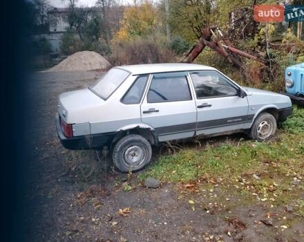 Сірий ВАЗ 21099, об'ємом двигуна 1.3 л та пробігом 250 тис. км за 401 $, фото 3 на Automoto.ua
