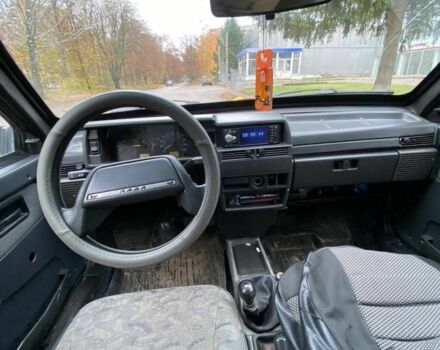 Серый ВАЗ 21099, объемом двигателя 1.5 л и пробегом 400 тыс. км за 1500 $, фото 5 на Automoto.ua