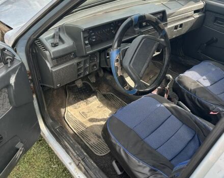 Сірий ВАЗ 21099, об'ємом двигуна 1.5 л та пробігом 200 тис. км за 800 $, фото 4 на Automoto.ua