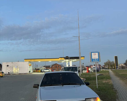 Серый ВАЗ 21099, объемом двигателя 1.5 л и пробегом 200 тыс. км за 1700 $, фото 1 на Automoto.ua