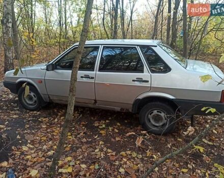 Серый ВАЗ 21099, объемом двигателя 1.5 л и пробегом 150 тыс. км за 1400 $, фото 4 на Automoto.ua