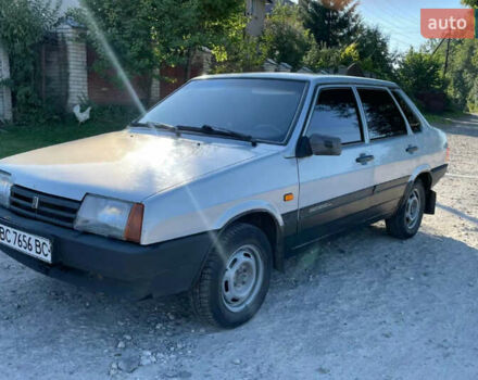 Серый ВАЗ 21099, объемом двигателя 1.5 л и пробегом 204 тыс. км за 899 $, фото 1 на Automoto.ua