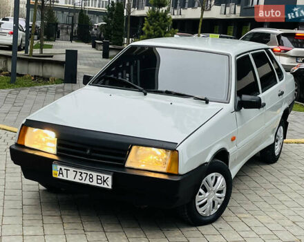 Серый ВАЗ 21099, объемом двигателя 1.5 л и пробегом 179 тыс. км за 1200 $, фото 2 на Automoto.ua