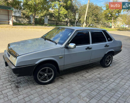 Серый ВАЗ 21099, объемом двигателя 1.5 л и пробегом 257 тыс. км за 1900 $, фото 2 на Automoto.ua