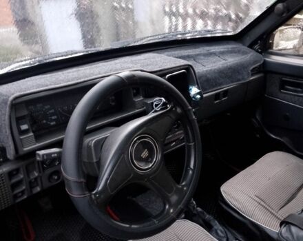 Серый ВАЗ 21099, объемом двигателя 1.5 л и пробегом 220 тыс. км за 2000 $, фото 6 на Automoto.ua