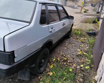 Серый ВАЗ 21099, объемом двигателя 1.5 л и пробегом 100 тыс. км за 750 $, фото 3 на Automoto.ua