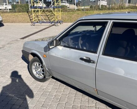 Серый ВАЗ 21099, объемом двигателя 1.5 л и пробегом 200 тыс. км за 1550 $, фото 4 на Automoto.ua