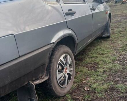 Серый ВАЗ 21099, объемом двигателя 1.5 л и пробегом 280 тыс. км за 2100 $, фото 4 на Automoto.ua