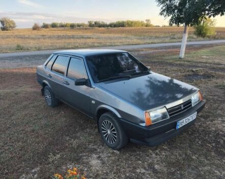 Серый ВАЗ 21099, объемом двигателя 1.5 л и пробегом 187 тыс. км за 2000 $, фото 2 на Automoto.ua