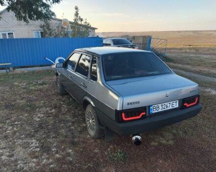 Серый ВАЗ 21099, объемом двигателя 1.5 л и пробегом 187 тыс. км за 2000 $, фото 4 на Automoto.ua