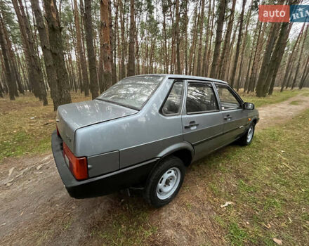 Серый ВАЗ 21099, объемом двигателя 1.5 л и пробегом 137 тыс. км за 1950 $, фото 4 на Automoto.ua