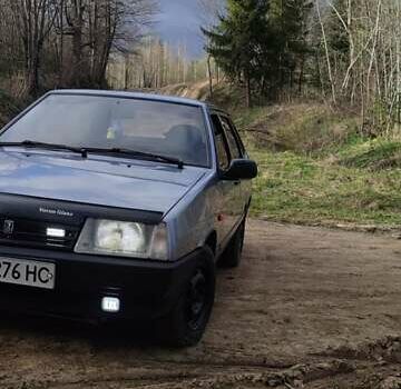 Серый ВАЗ 21099, объемом двигателя 1.5 л и пробегом 170 тыс. км за 1600 $, фото 3 на Automoto.ua