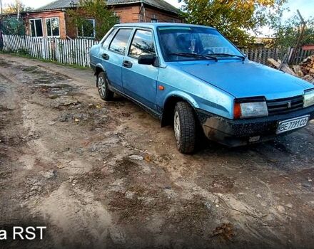 Серый ВАЗ 21099, объемом двигателя 1.5 л и пробегом 150 тыс. км за 1200 $, фото 1 на Automoto.ua