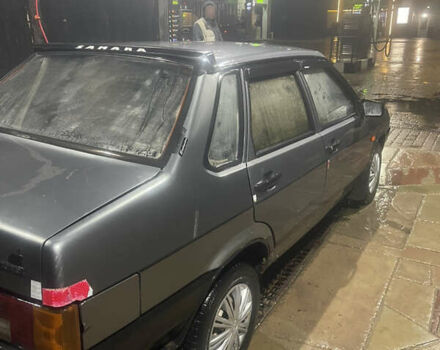 Серый ВАЗ 21099, объемом двигателя 1.5 л и пробегом 216 тыс. км за 1450 $, фото 2 на Automoto.ua