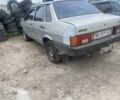 Серый ВАЗ 21099, объемом двигателя 1.6 л и пробегом 250 тыс. км за 950 $, фото 4 на Automoto.ua