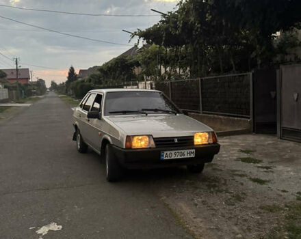 Сірий ВАЗ 21099, об'ємом двигуна 1.5 л та пробігом 200 тис. км за 1599 $, фото 4 на Automoto.ua